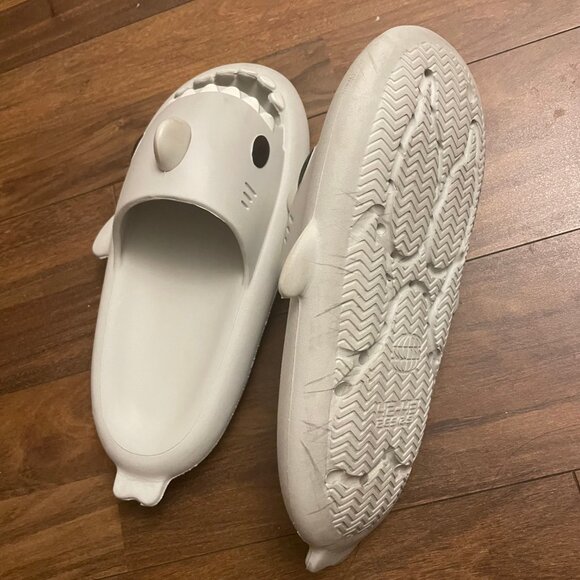 Men’s Grey Slides - Picture 2 of 2